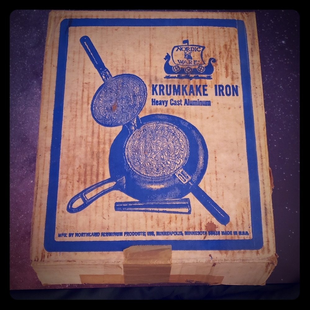 Vintage 1970 Krumkake Set
